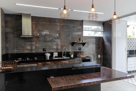 Casa à venda com 487m², 6 quartos e 6 vagasCasa 2 - Cozinha