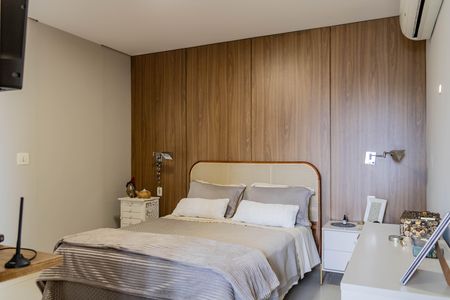 Casa à venda com 487m², 6 quartos e 6 vagasCasa 1 - Suíte