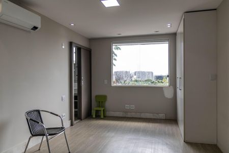 Casa à venda com 487m², 6 quartos e 6 vagasCasa 2 - Suíte 2