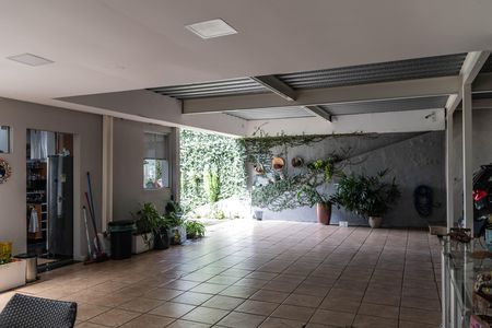 Casa à venda com 487m², 6 quartos e 6 vagasCasa 1 - Área Externa