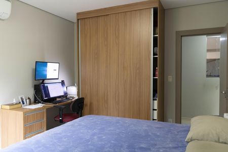 Casa à venda com 487m², 6 quartos e 6 vagasCasa 1 - Quarto 1