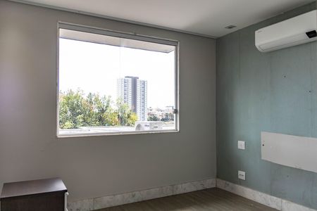 Casa à venda com 487m², 6 quartos e 6 vagasCasa 2 - Suíte 3