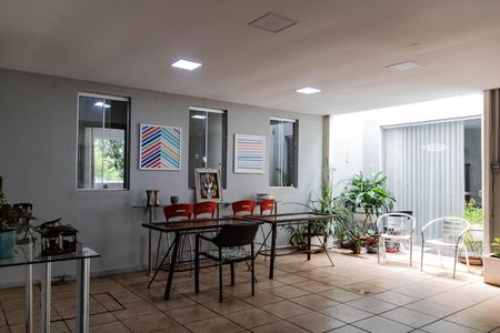 Casa à venda com 487m², 6 quartos e 6 vagasCasa 1 - Área Externa