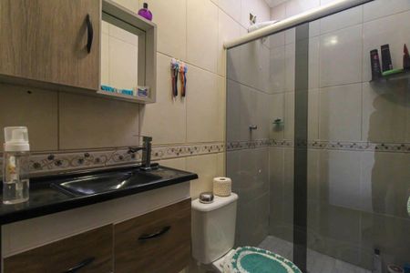 Casa à venda com 85m², 2 quartos e 2 vagasBanheiro