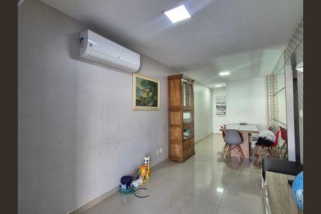 Sala  de apartamento para alugar com 3 quartos, 80m² em Recreio dos Bandeirantes, Rio de Janeiro