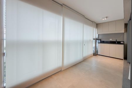 Apartamento para alugar com 40m², 1 quarto e 1 vagaPersianas e Cortinas