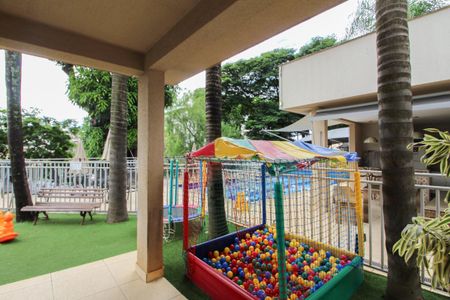 Apartamento para alugar com 158m², 3 quartos e 2 vagasÁrea comum - Playground