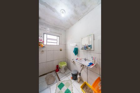 Banheiro  de casa à venda com 2 quartos, 124m² em Vila Suíça, Santo André