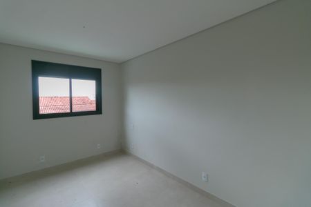 Apartamento à venda com 3 quartos, 133m² em Itapoã, Belo Horizonte