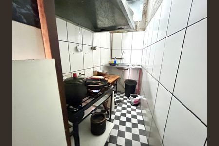 Cozinha de casa para alugar com 1 quarto, 110m² em Taboão, Guarulhos