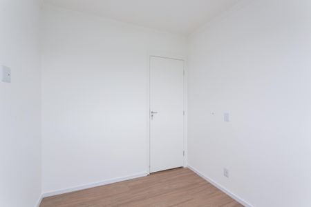 Quarto 1  de apartamento para alugar com 2 quartos, 44m² em Jardim Helian, São Paulo