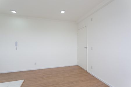Sala de apartamento para alugar com 2 quartos, 44m² em Jardim Helian, São Paulo