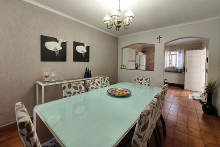 Casa à venda com 160m², 3 quartos e 2 vagas Casa à venda com 160m², 3 quartos e 2 vagasSala de Jantar