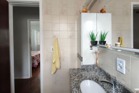 Casa à venda com 160m², 3 quartos e 2 vagas Casa à venda com 160m², 3 quartos e 2 vagasBanheiro Social