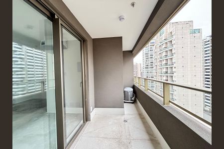 Varanda de apartamento para alugar com 1 quarto, 28m² em Indianópolis, São Paulo