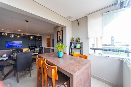 Apartamento à venda com 80m², 2 quartos e 2 vagasVaranda Gourmet