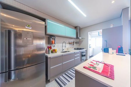 Apartamento à venda com 80m², 2 quartos e 2 vagasCozinha 