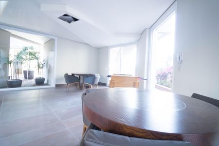 Apartamento à venda com 80m², 2 quartos e 2 vagasSala de Jogos