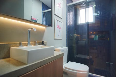 Apartamento à venda com 69m², 2 quartos e 1 vagaBanheiro Corredor