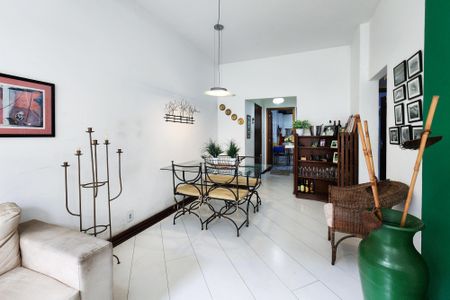 Sala  de apartamento para alugar com 2 quartos, 90m² em Rio Comprido, Rio de Janeiro