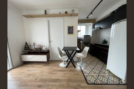 Sala de apartamento para alugar com 2 quartos, 37m² em Vila Butantã, São Paulo
