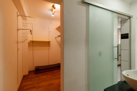 Casa para alugar com 450m², 4 quartos e 2 vagasBanheiro da Suíte