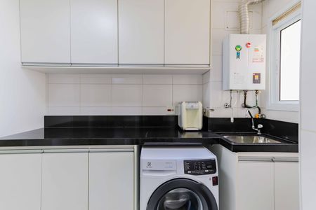 Apartamento à venda com 171m², 4 quartos e 3 vagasLavanderia