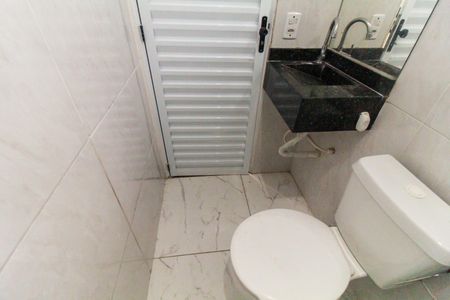 Casa para alugar com 45m², 2 quartos e sem vagaBanheiro
