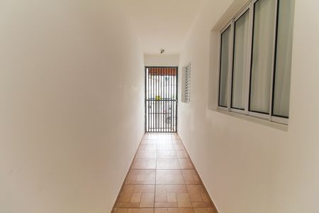 Casa para alugar com 45m², 2 quartos e sem vagaEntrada