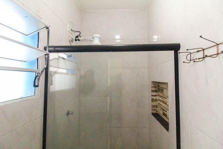 Casa para alugar com 45m², 2 quartos e sem vagaBanheiro