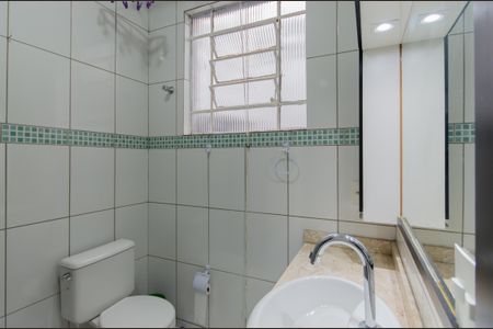 Apartamento para alugar com 82m², 2 quartos e sem vagaBanheiro