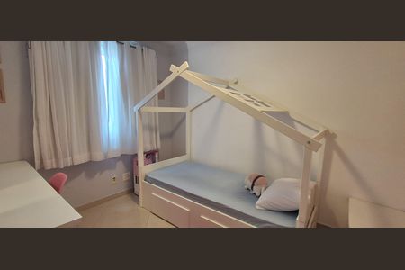 Apartamento à venda com 156m², 3 quartos e 2 vagasQuarto 