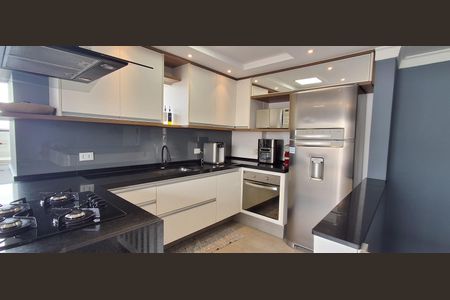 Apartamento à venda com 156m², 3 quartos e 2 vagasCozinha 