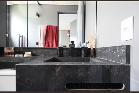 Apartamento à venda com 59m², 2 quartos e 2 vagasBanheiro da Suíte 2