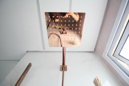 Apartamento à venda com 59m², 2 quartos e 2 vagasBanheiro da Suíte 1 - Chuveiro