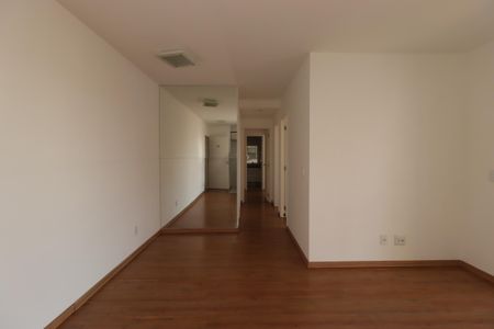 Apartamento para alugar com 74m², 3 quartos e 2 vagasSala