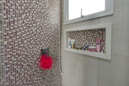 Casa à venda com 325m², 3 quartos e 2 vagasBanheiro Suíte 3