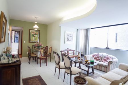 Apartamento à venda com 3 quartos, 87m² em Cruzeiro, Belo Horizonte