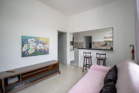 Sala de casa à venda com 4 quartos, 160m² em Vila Kosmos, Rio de Janeiro
