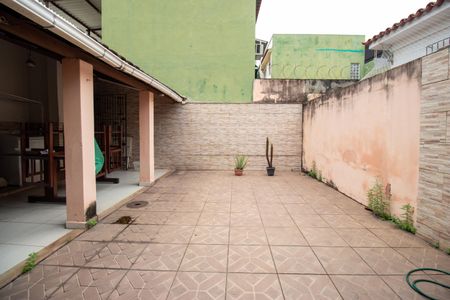 Casa à venda com 160m², 4 quartos e 2 vagasGaragem