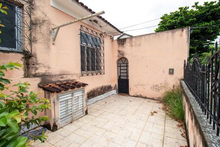 Casa à venda com 160m², 4 quartos e 2 vagasQuintal