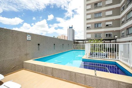 Apartamento à venda com 34m², 2 quartos e sem vaga Apartamento à venda com 34m², 2 quartos e sem vagaÁrea comum - Piscina