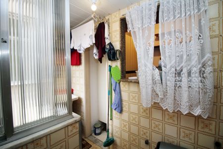 Apartamento para alugar com 62m², 2 quartos e 1 vagaÁrea de Serviço