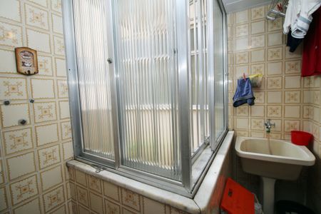 Apartamento para alugar com 62m², 2 quartos e 1 vagaÁrea de Serviço