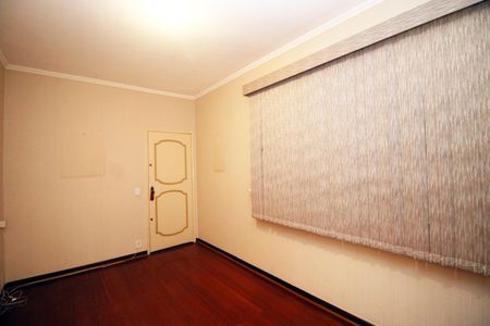 Apartamento para alugar com 62m², 2 quartos e 1 vagaSala