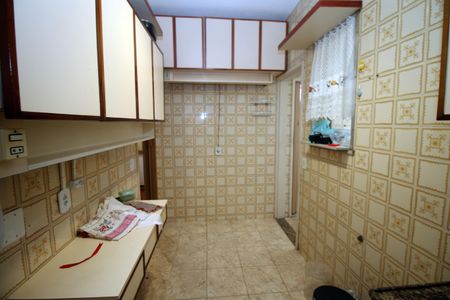 Apartamento para alugar com 62m², 2 quartos e 1 vagaCozinha