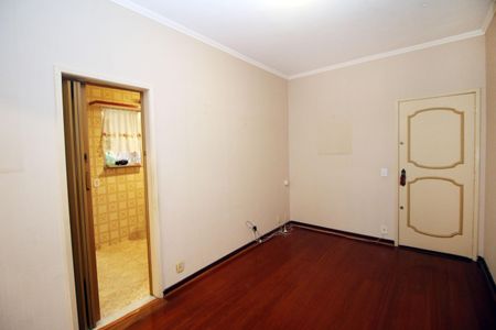 Sala de apartamento para alugar com 2 quartos, 62m² em Ramos, Rio de Janeiro