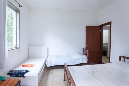 Casa de condomínio à venda com 276m², 3 quartos e 4 vagasSuíte