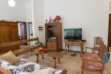 Casa de condomínio à venda com 276m², 3 quartos e 4 vagasSala