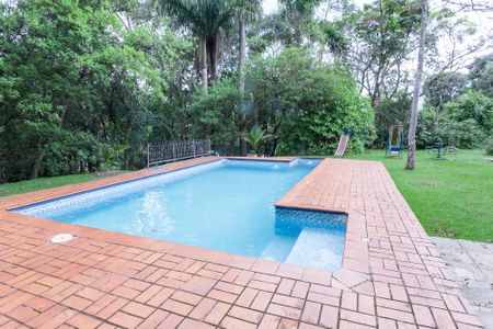 Casa de condomínio à venda com 276m², 3 quartos e 4 vagasPiscina